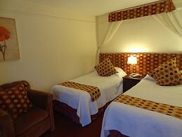 The Edward Hotel