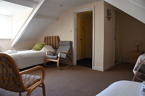 The Edward Hotel