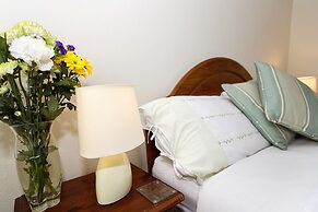 The Rosscourt - Adults only