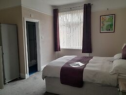 The Rosscourt - Adults only