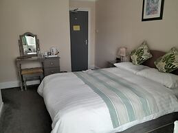 The Rosscourt - Adults only