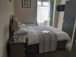 The Rosscourt - Adults only