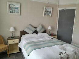 The Rosscourt - Adults only