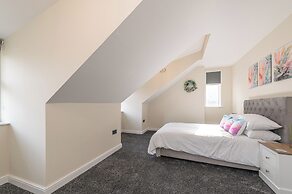 Ascot Grange Hotel & Apartments