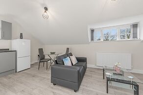 Ascot Grange Hotel & Apartments