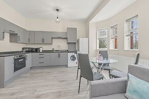 Ascot Grange Hotel & Apartments