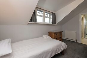 Ascot Grange Hotel - Voujon Restaurant