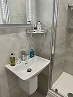 Bentley Lodge Guest House