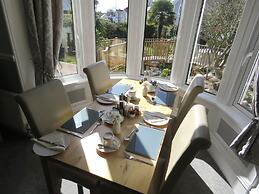 Bentley Lodge Guest House