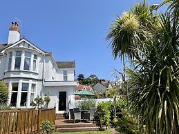 Bentley Lodge Guest House