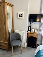 Bentley Lodge Guest House