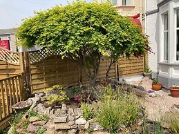 Bentley Lodge Guest House