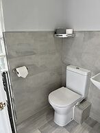 Bentley Lodge Guest House