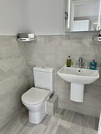 Bentley Lodge Guest House