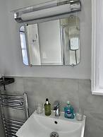 Bentley Lodge Guest House