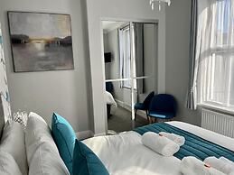 Bentley Lodge Guest House