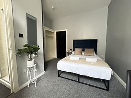 Marine Parade Hotel