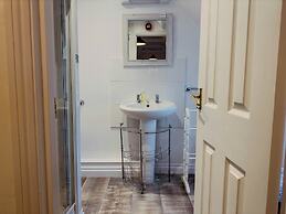 Newport Quay Bed and Breakfast