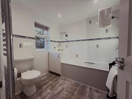 Newport Quay Bed and Breakfast