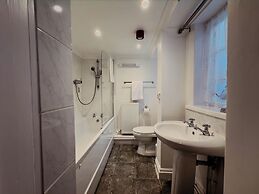 Newport Quay Bed and Breakfast