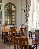 Lamb Hotel by Greene King Inns