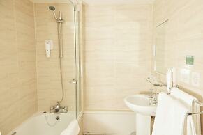 Lamb Hotel by Greene King Inns