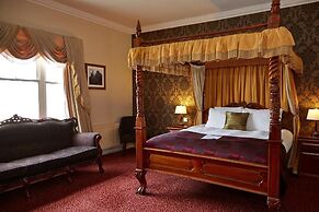 Lamb Hotel by Greene King Inns