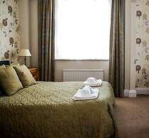 The Cumberland Hotel