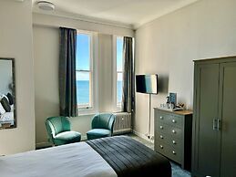 The Cumberland Hotel