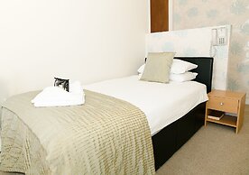 The Cumberland Hotel