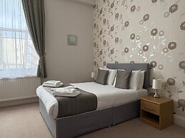 The Cumberland Hotel