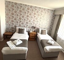 The Cumberland Hotel