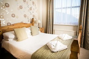 The Cumberland Hotel