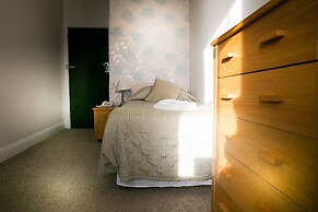 The Cumberland Hotel