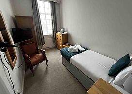 The Cumberland Hotel