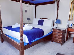 Wentworth House Hotel