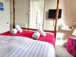 Wentworth House Hotel