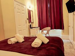 Wentworth House Hotel