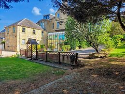 Wentworth House Hotel