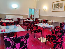 Wentworth House Hotel