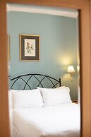 Corinium Hotel & Restaurant