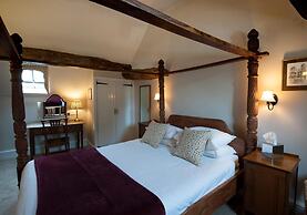 Corinium Hotel & Restaurant