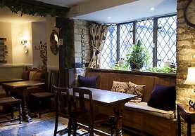 Corinium Hotel & Restaurant