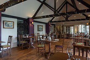 Corinium Hotel & Restaurant