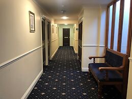 Shurland Hotel