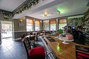 Shurland Hotel