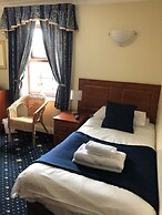 Shurland Hotel