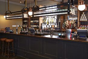 Saracens Head Towcester by Greene King Inns