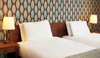 Cock Hotel Stony Stratford by Greene King Inns