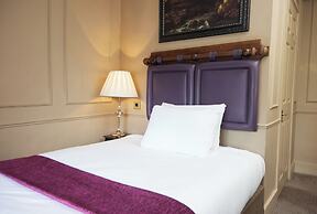 Cock Hotel Stony Stratford by Greene King Inns